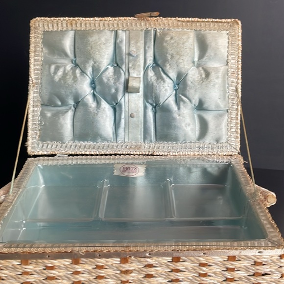 Dritz Japan Vintage Sewing Basket Hinged Lid Decorative Craft Storage AS IS - Picture 9 of 13